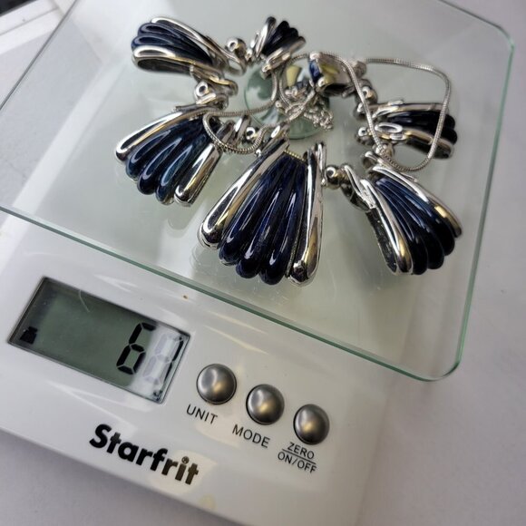 Blue Bib Statement Necklace With Earrings - Picture 11 of 15